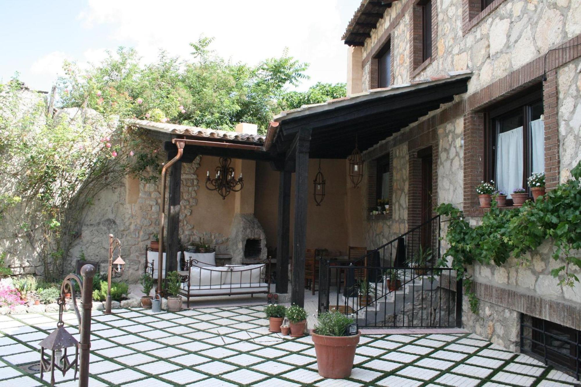 Las Casitas De Papel Ampudia Exterior foto